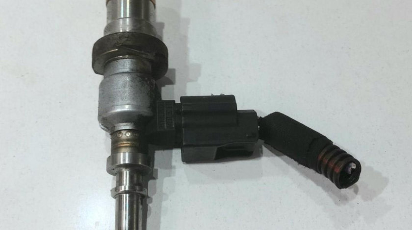 Injector filtru particule Renault Scenic 3 (2009-2011) 1.5 dci K9K (834) 8200769153