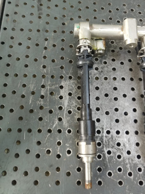 Injector h5hb470 1.3 tce renault kadjar ha hl a2820701000 166001525r