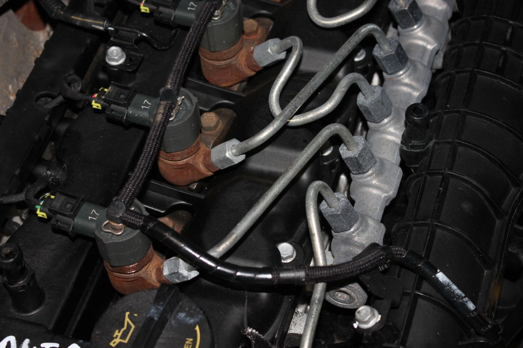 Injector Hyundai I40 2011-2015 1.7 CRDI 0445110411