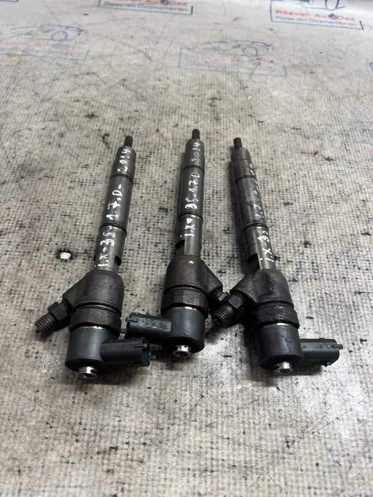 Injector Hyundai ix35 1.7 Motorina 2014, 338002A800 / 881WBIB