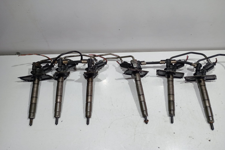 Injector Injectoare 059130277AH 3.0TDI Audi Q7 4L [2005 - 2009]