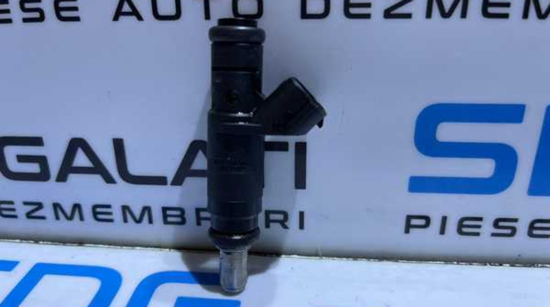 Injector Injectoare Audi A4 B7 2.0 ALT 2005 - 2008 Cod 06B133551T