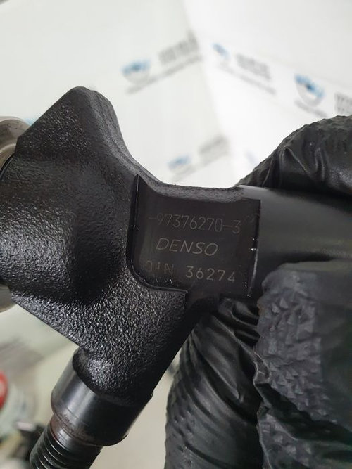 Injector injectoare Denso Opel Astra J 1.7 cdti 97376270-3 VLD1965