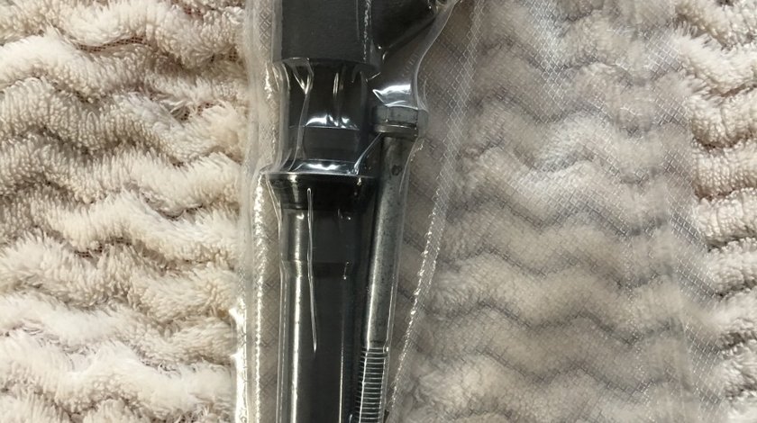 Injector injectoare Fiat ducato 2,3 noi originale Bosch cod 0445110418
