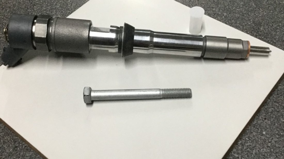 Injector injectoare  Fiat ducato 2,3 noi originale Bosch cod 0445110418