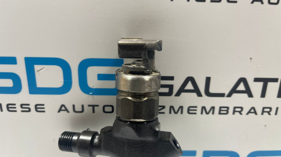 Injector Injectoare Mazda 5 2.0 D 2005 - 2010 Cod 095000-5780 [2850X]