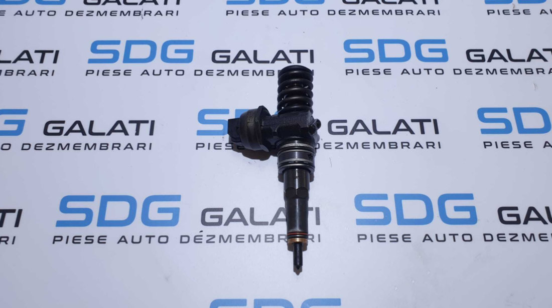 Injector Injectoare Pompa Pompe Duza Volkswagen Passat B6 2.0 TDI BMP 2005 - 2010 Cod 038130073BK 0414720306