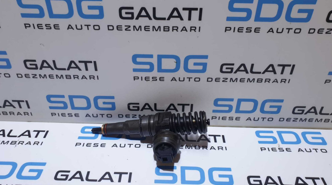 Injector Injectoare Pompa Pompe Duza Volkswagen Passat B6 2.0 TDI BMP 2005 - 2010 Cod 038130073BK 0414720306