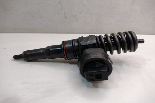 Injector J (litera mare) / Injector BTD 038130073 F J / 21703DE Renault Kangoo [facelift] [2003 - 20...
