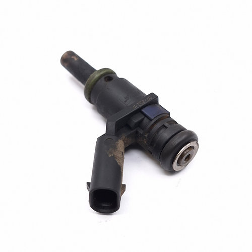 Injector Mercedes-Benz A-Class (W169) 2004-2012 A 150 (169.031, 169.331) M 266.920 Benzina Benzina A...