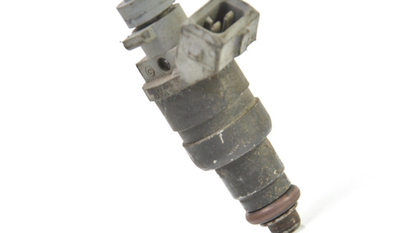 Injector Mercedes-Benz C-CLASS (W202) 1993 - 2001 Benzina 0000787423