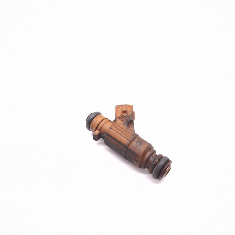Injector Mercedes-Benz Cls (C219) 2004-2010 Cls 500 (219.375) M 113.967 Benzina Benzina A1130780249, 0280156016 Bosch