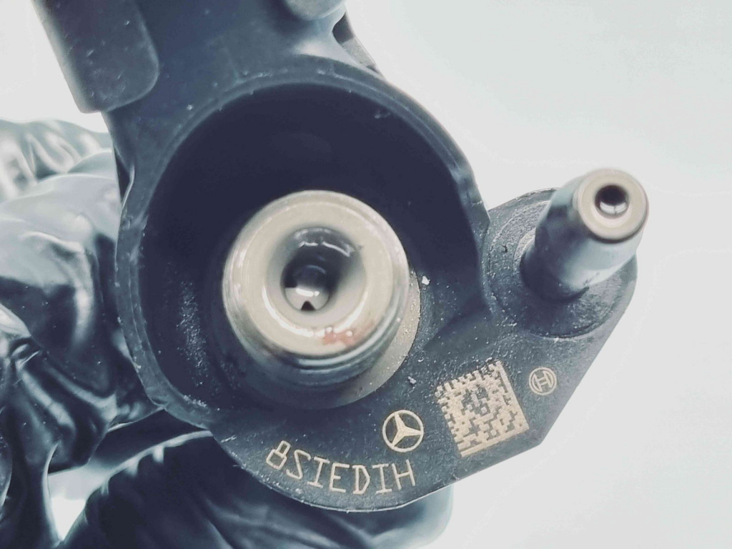 Injector Mercedes Clasa C T-Model (S203) [Fabr 2001-2007] A6420701387 0445115064