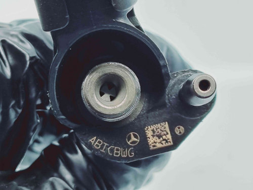 Injector Mercedes Clasa E (W212) [Fabr 2009-2016] A6420701387 0445115064 3.0 CDI 642961 165KW / 225C...