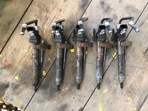 Injector Mercedes M Class ML 3.2 CDI w164 2006