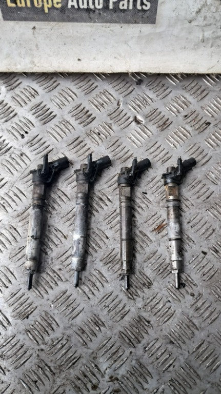 Injector Mercedes Sprinter 906 2.2 CDI euro 4 an 2008 cod A6460701487 / 0445115069