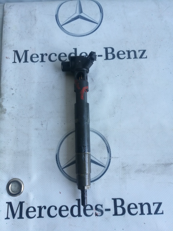 Injector mercedes sprinter euro 5 w906 cod injectoare A6510700587
