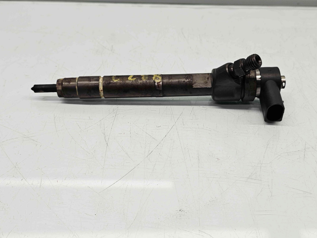 Injector Mercedes Vito Autobus (W639) [Fabr 2003-2014] A6460700287 2.2 CDI 646983 65KW / 88CP