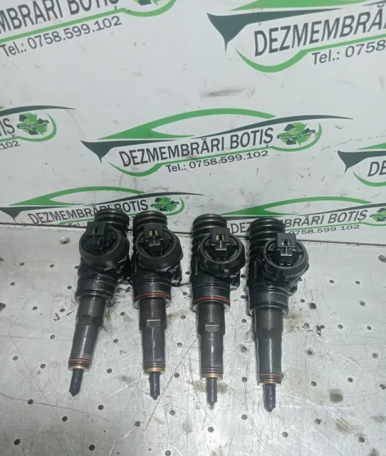 Injector motorina 038 130 073 aj\ BC 038 130 073 aj\ BC Volkswagen VW Polo 4 9N [2001 - 2005] Hatchback 5-usi 1.9 TDI MT (101 hp)