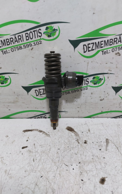 Injector motorina 038 130 079 bx Audi A3 8P/8PA [facelift] [2004 - 2008] Sportback hatchback 5-usi 1.9 TDI MT (105 hp)