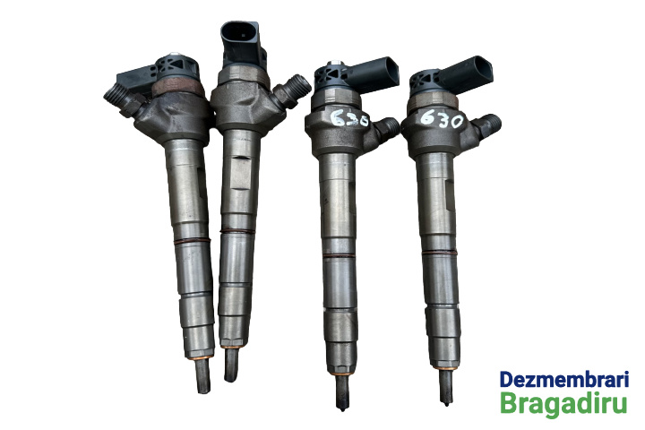 Injector motorina Cod: 03L130277J, 0445110369 B004 AAZ61W2 Volkswagen VW Passat B7 [2010 - 2015] Sedan 2.0 TDI MT (140 hp)