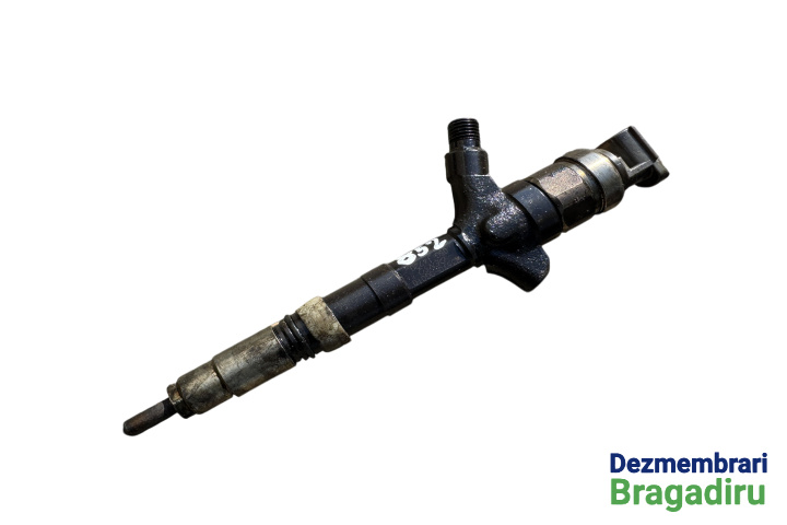 Injector motorina Toyota Avensis 2 T25 [2002 - 2006] wagon 2.0 D MT (116 hp)