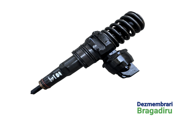 Injector motorina Volkswagen VW Jetta 5 [2005 - 2011] Sedan 4-usi 1.9 TDI MT (105 hp) Cod motor: BKC, Cod cutie: GQQ, Cod culoare: LA7W