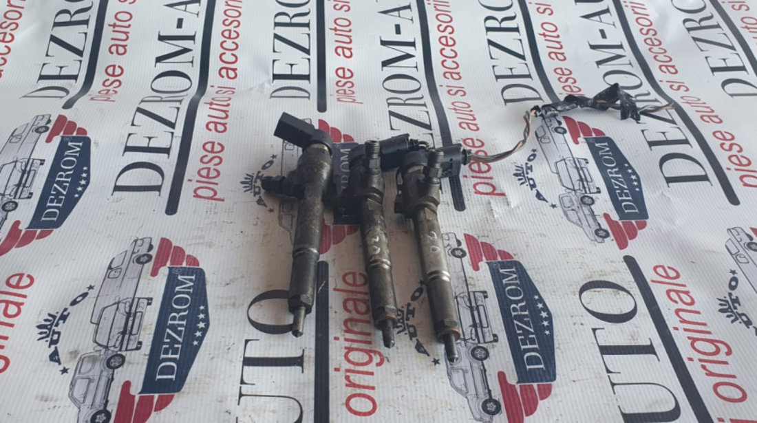 Injector Nissan Qashqai 1.5 DCi 106cp cod piesa : 8200294788