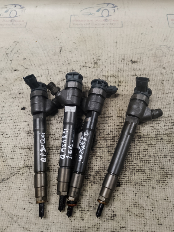 Injector Nissan Qashqai 1.6 Motorina 2011, 0445110414 / H1055367