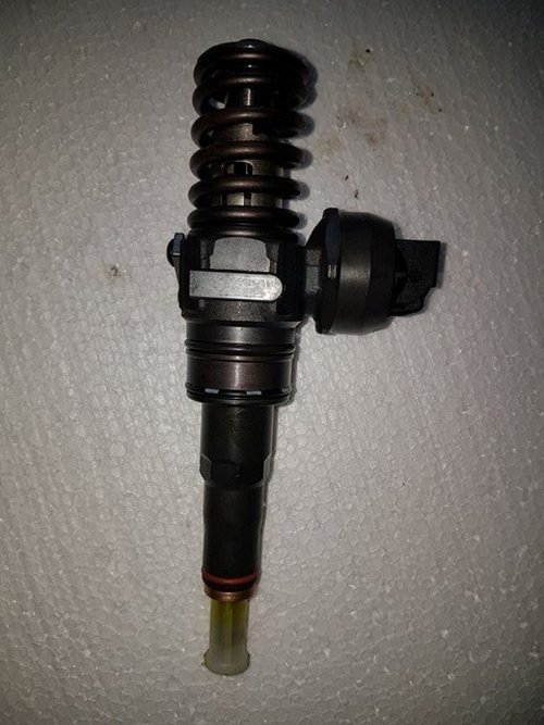 Injector nou vw t5 2.5 tdi
