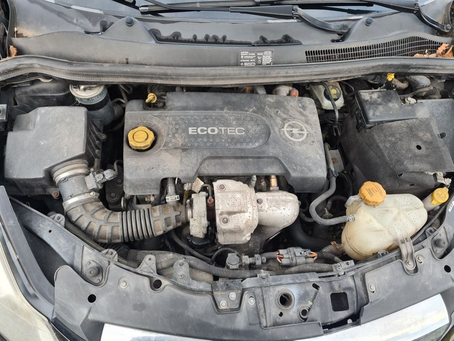Injector Opel Corsa D Astra J Meriva B 1.3 cdti A13DTE
