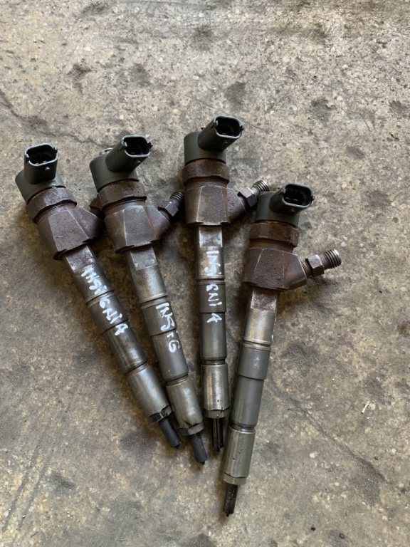 Injector Opel Insignia A [2008 - 2014] Liftback 5-usi 2.0 CDTI AT (160 hp) A EXCLUSIV