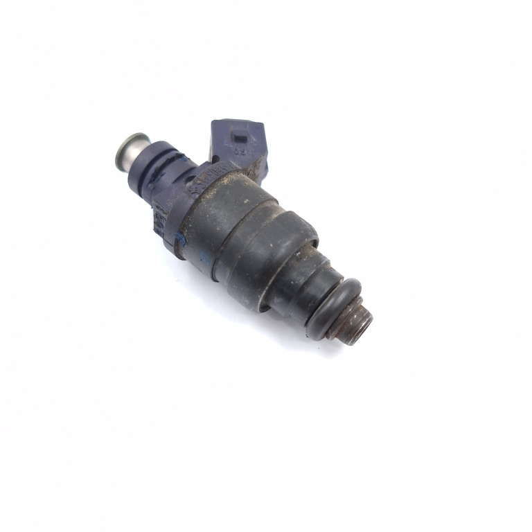 Injector Opel MERIVA 2003 - 2010 09158663
