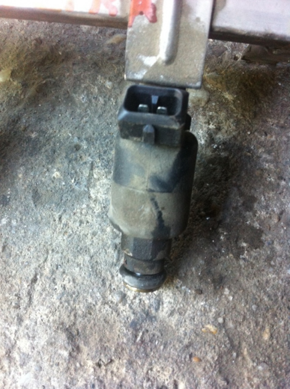 Injector Opel Vectra B [1995 - 1999] Sedan 4-usi 1.6 MT (101 hp) 36_)