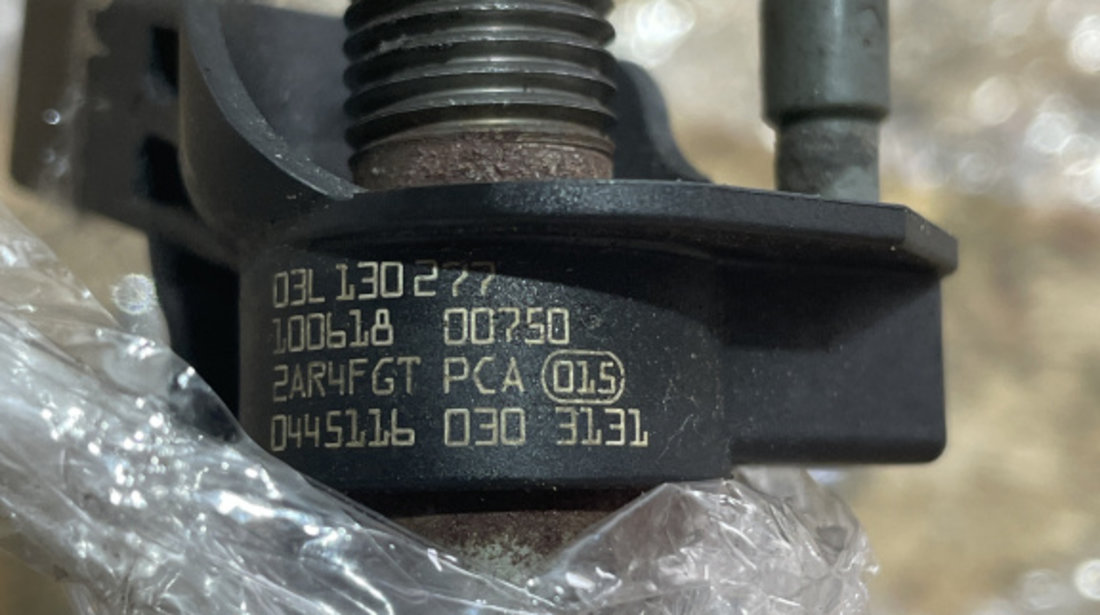 Injector Passat B6 R-Line 2.0TDI 4motion DSG sedan 2010 (03L130277)