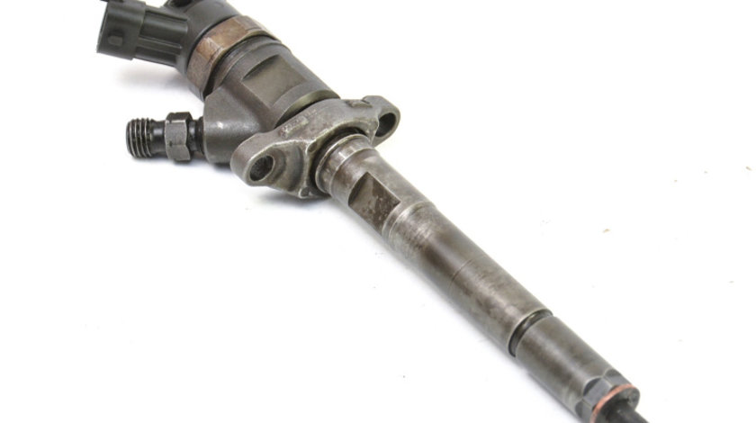 Injector Peugeot 308 (4A, 4C) 2007 - 2013 Motorina 0445110297