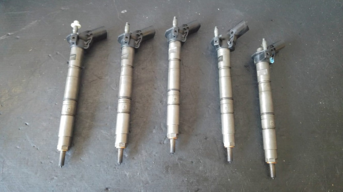 Injector porsche cayenne 92a 3.0 d 0986435357