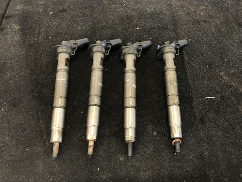 Injector Santa Fe 2.2 crdi 197cp Automat sedan 2011 (338002F000)