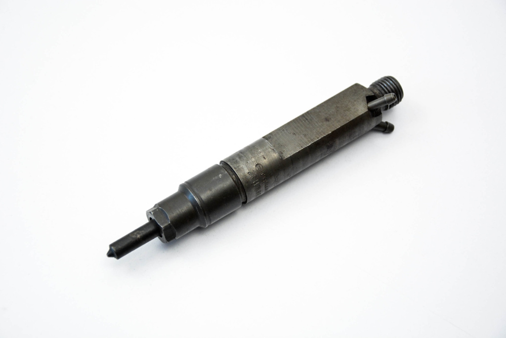 Injector Skoda OCTAVIA 1 (1U) 1996 - 2010 028130201T, 190BAR