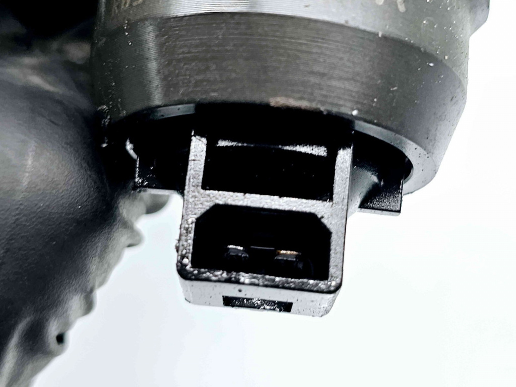 Injector Skoda Octavia 2 (1Z3) [Fabr 2004-2013] 038130073AG 0414720215 1.9 TDI AXR 74KW / 101CP