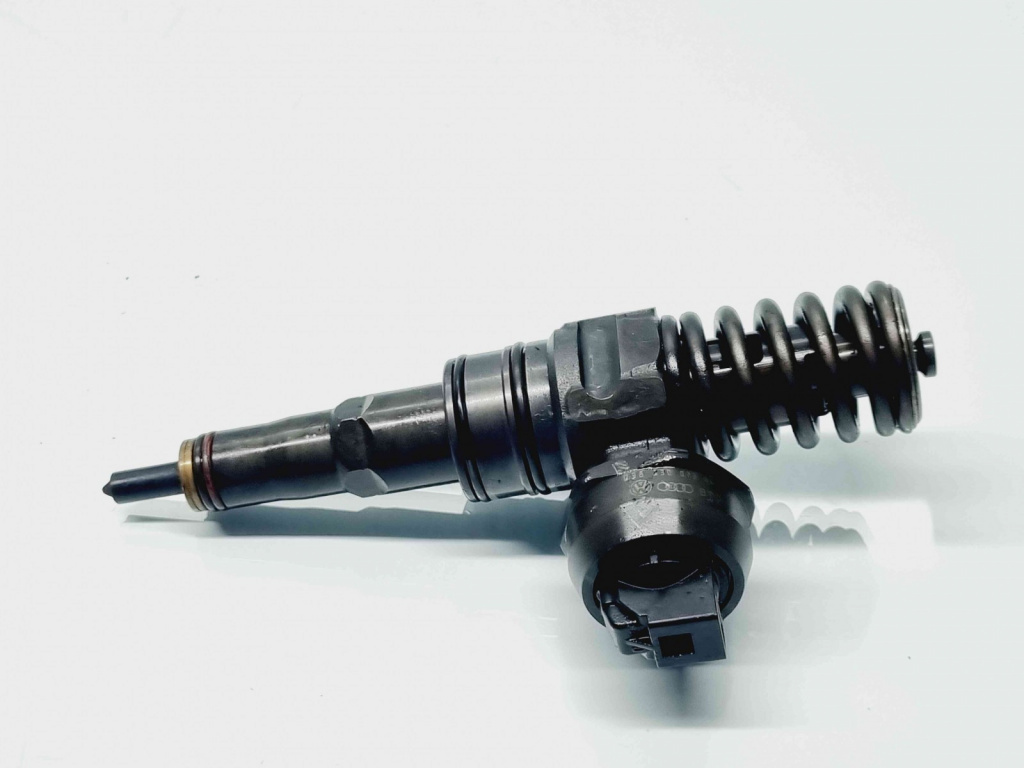 Injector Skoda Octavia 2 (1Z3) [Fabr 2004-2013] 038130073AG 0414720215 1.9 TDI BXE 77KW / 105CP 1.9 TDI BXE 77KW / 105CP