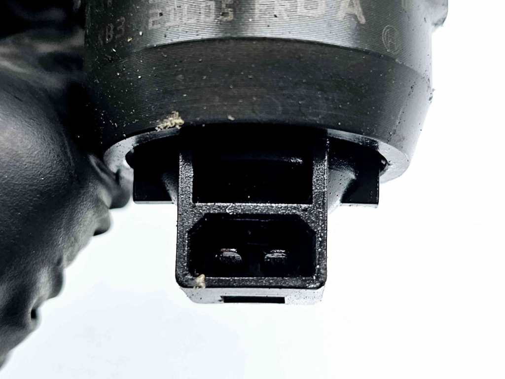 Injector Skoda Octavia 2 (1Z3) [Fabr 2004-2013] 038130073AG 0414720215 1.9 TDI AXR 74KW / 101CP