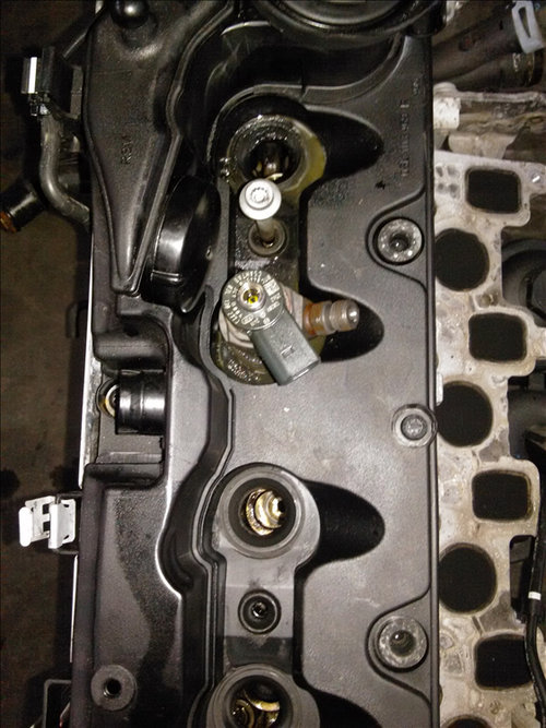 Injector SKODA OCTAVIA 2 2.0TDI an fabr. 2011