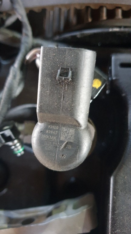 Injector Skoda Superb 2 2010 HB 1.6
