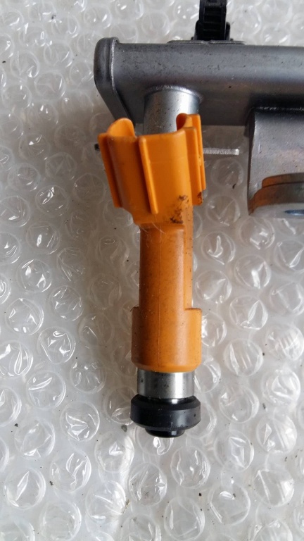 Injector suzuki splash 1.0 benzina k10bn 008033007