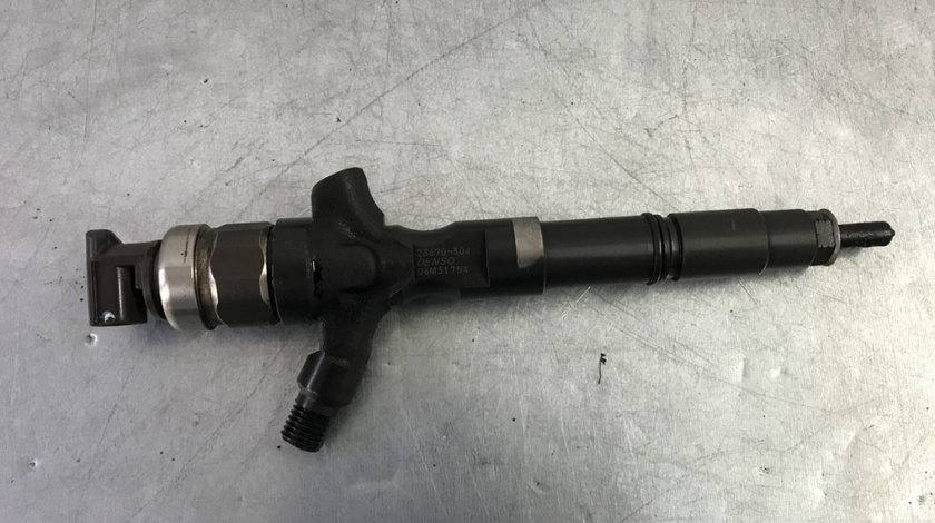 Injector Toyota Hilux Double Cab 3.0 D-4D 4x4 Manual, 171cp sedan 2010 (2367030400)