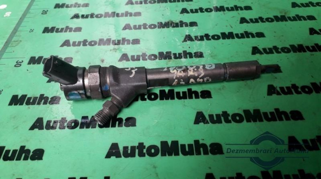 Injector Toyota Yaris (1999-2005) 0445110154