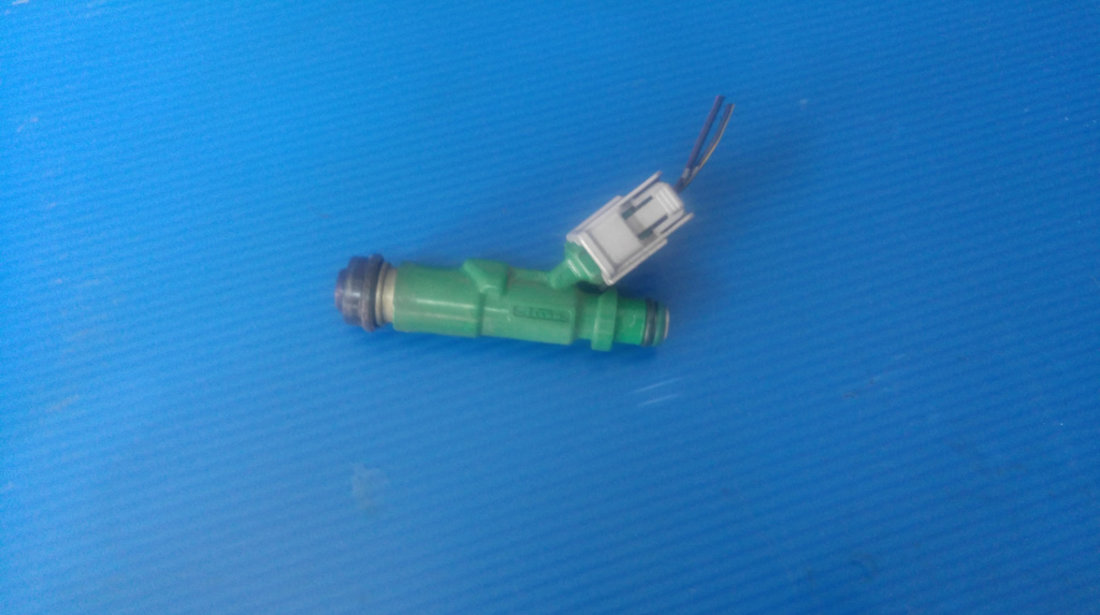 Injector toyota yaris p1 yaris verso p2 1.3 vvti 2nz-fe 2nzfe 1999-2005 v2np52 23250-21020