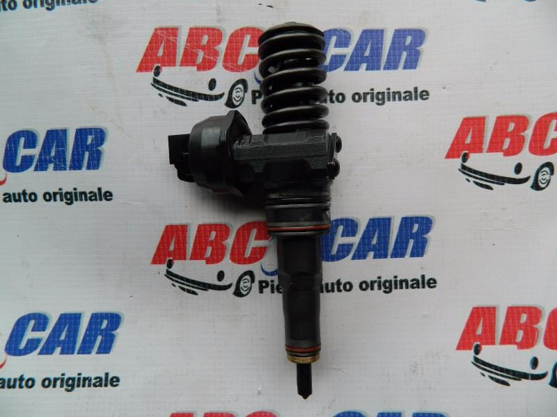 Injector Volkswagen Bora 1998-2005 038130073AQ
