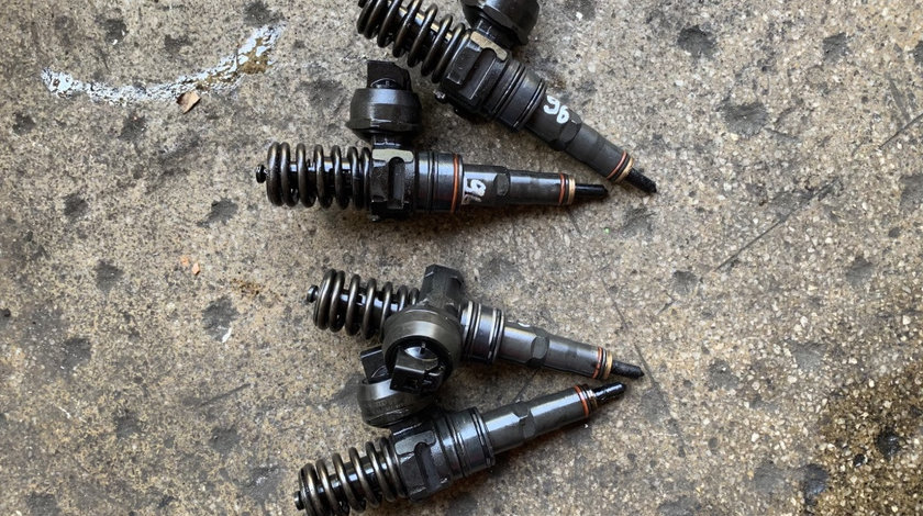 Injector Volkswagen Bora [1998 - 2005] Sedan 1.9 TDI MT (150 hp) (1J2)